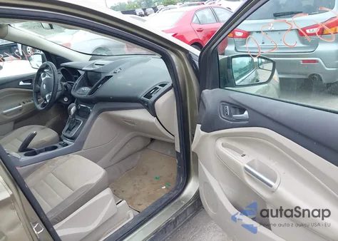 2013 Ford Escape Se z USA, uszkodzony, nr VIN 1FMCU9GX2DUC43098